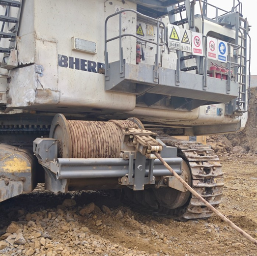 بكرة كابل عالية الجهد مخصصة